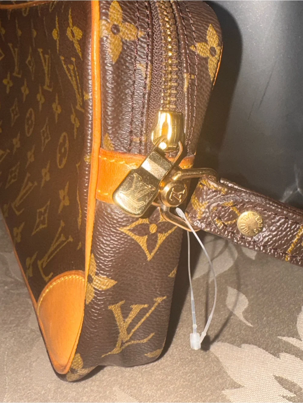 Louis Vuitton classic louis